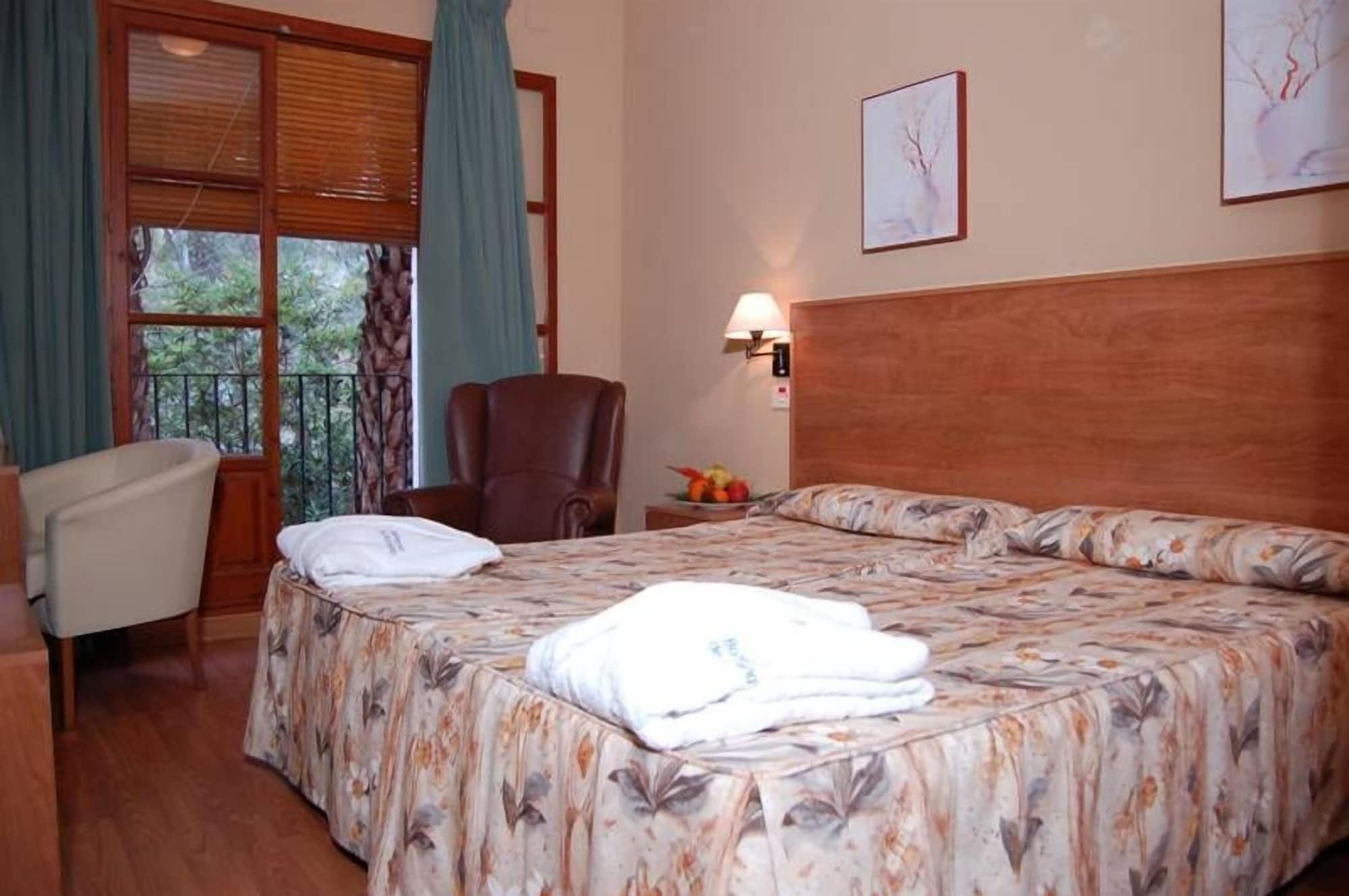 Balneario De Archena - Hotel Leon Room photo